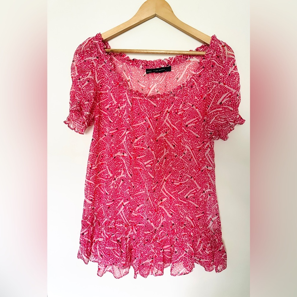Zara Basic Women’s Top Silk Red Sz Medium Patterned Short Sleeve Ruffled